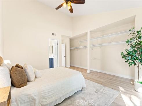 2602 N Tustin  D  Avenue, Santa Ana, CA