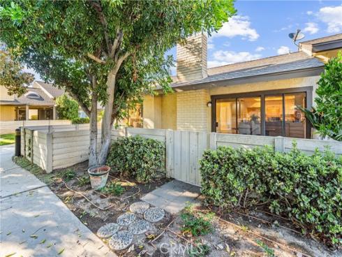 2602 N Tustin  D  Avenue, Santa Ana, CA