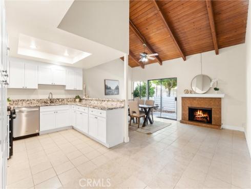 2602 N Tustin  D  Avenue, Santa Ana, CA