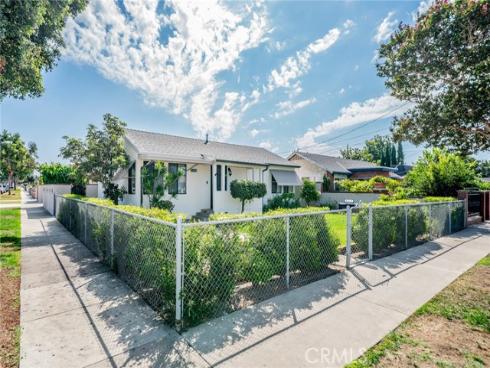 825 N Raitt   Street, Santa Ana, CA