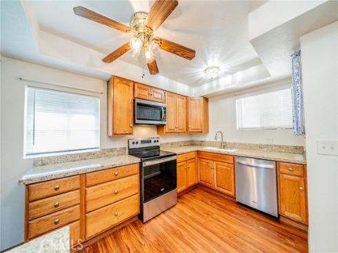 825 N Raitt   Street, Santa Ana, CA