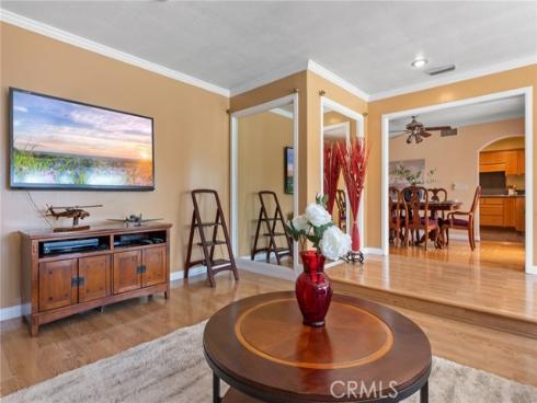 1116 W 21st   Street, Santa Ana, CA