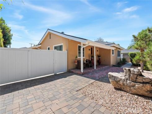 1116 W 21st   Street, Santa Ana, CA