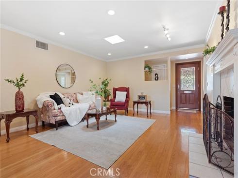 1116 W 21st   Street, Santa Ana, CA