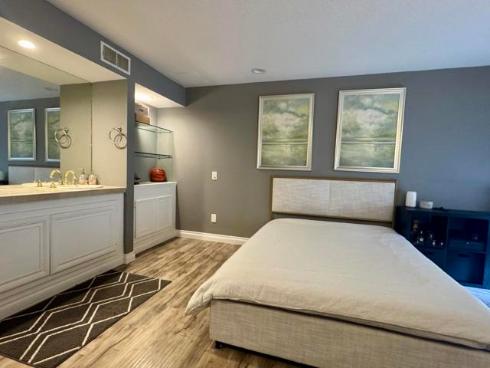 2518 N Tustin  E  Avenue, Santa Ana, CA