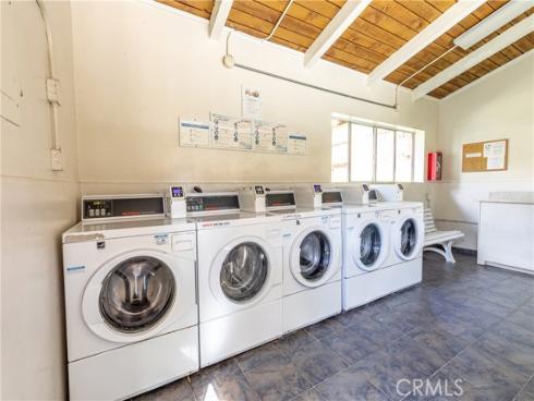 1040 W Macarthur 66 Boulevard, Santa Ana, CA