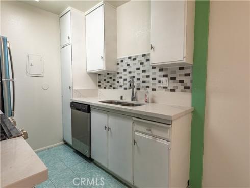 1040 W Macarthur 66 Boulevard, Santa Ana, CA