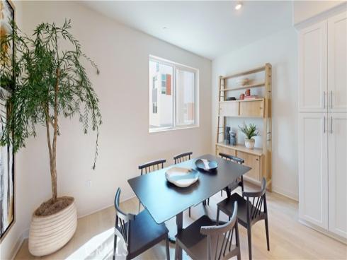 1882 E. 1st 260 Street, Santa Ana, CA