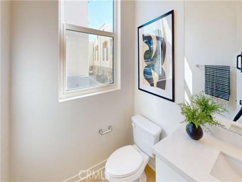 1882 E. 1st 260 Street, Santa Ana, CA