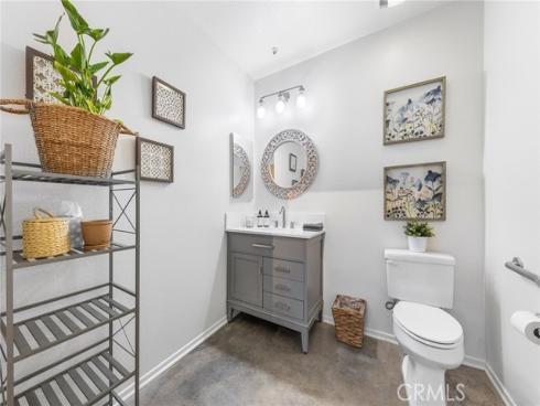 210 N Spurgeon   Street, Santa Ana, CA