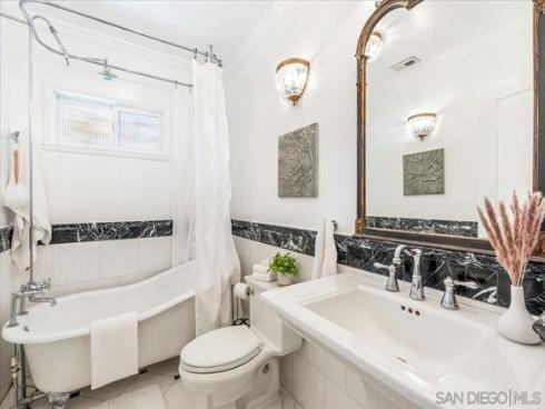 2602 N Louise , Santa Ana, CA