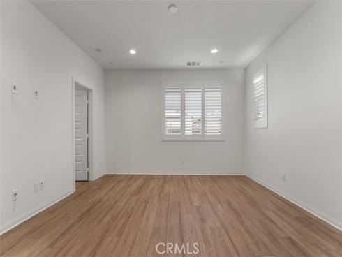 921 E 3rd Street, Santa Ana, CA