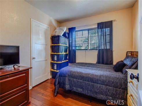 1402 S Poplar   Street, Santa Ana, CA