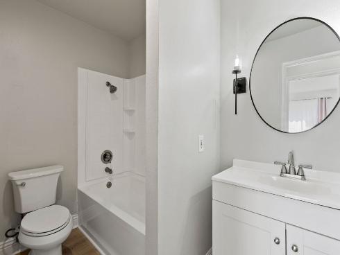 1080  Cabrillo Park  A  Drive, Santa Ana, CA