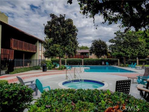 1000 W Macarthur 107 , Santa Ana, CA