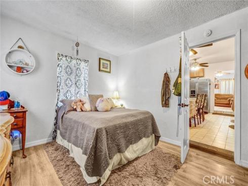 2118  Hickory   Street, Santa Ana, CA