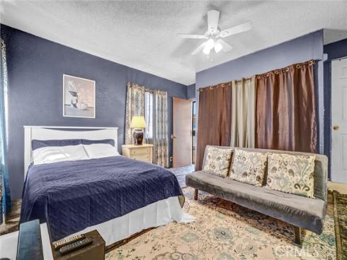 2118  Hickory   Street, Santa Ana, CA