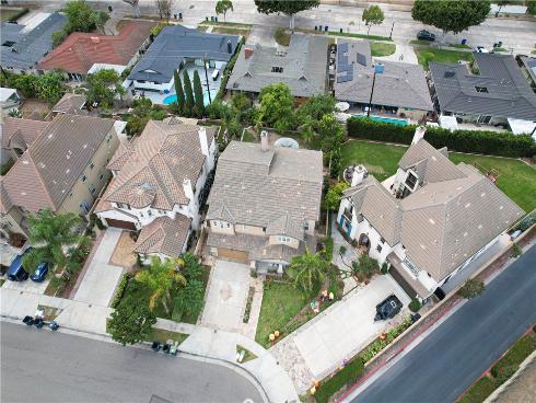 2850 N Stone Pine , Santa Ana, CA