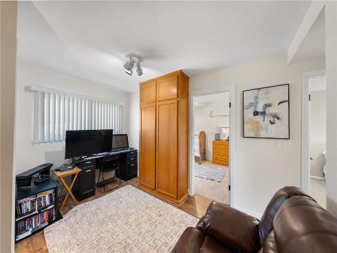 1701 E 6th  , Santa Ana, CA