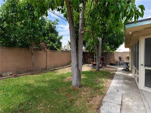 2014 S Poplar , Santa Ana, CA