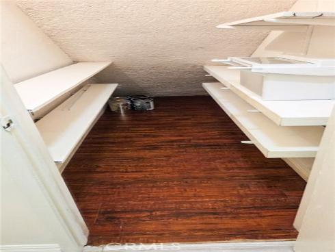 1107 W Memory  15B  Lane, Santa Ana, CA