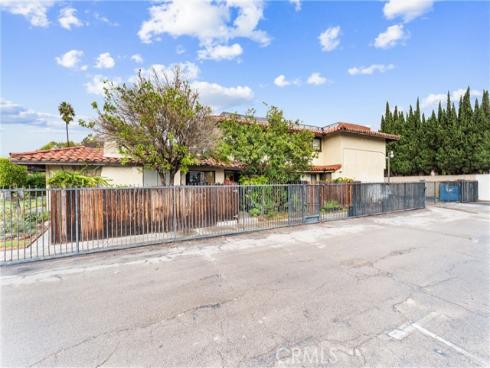 3927 W Mcfadden B Avenue, Santa Ana, CA