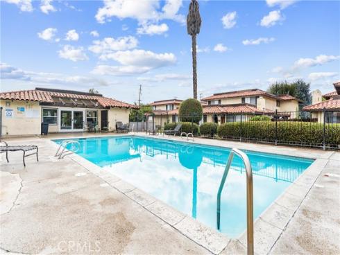 3927 W Mcfadden B Avenue, Santa Ana, CA