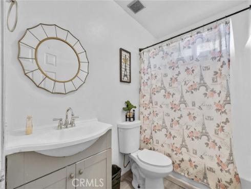 210 S Raitt  , Santa Ana, CA