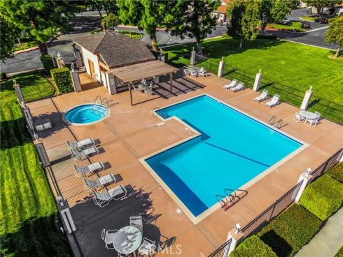 2133  Barclay  , Santa Ana, CA