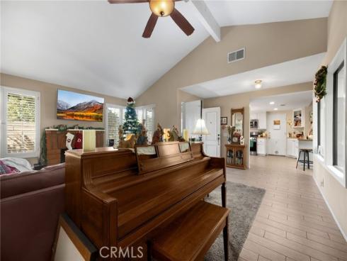 2133 Barclay , Santa Ana, CA