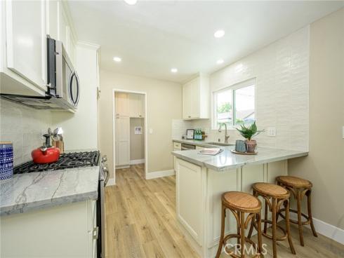 2406 S Pacific Avenue, Santa Ana, CA