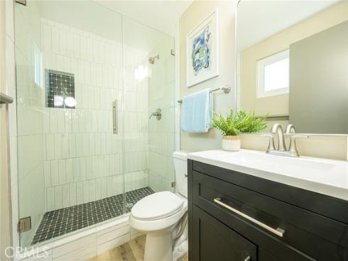 2406 S Pacific Avenue, Santa Ana, CA