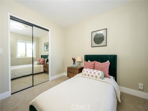 2406 S Pacific Avenue, Santa Ana, CA