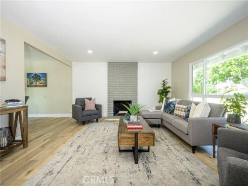 2406 S Pacific Avenue, Santa Ana, CA