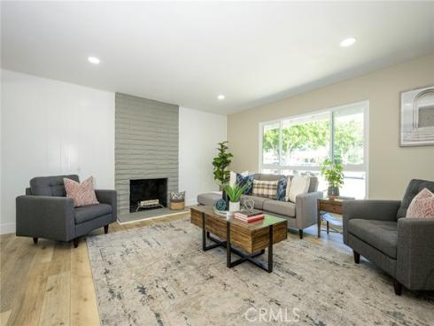 2406 S Pacific Avenue, Santa Ana, CA
