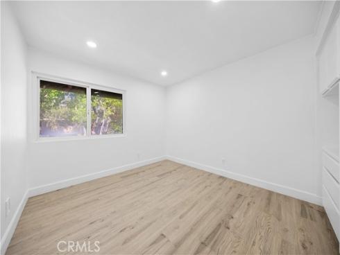 1001 W Macarthur  2 , Santa Ana, CA