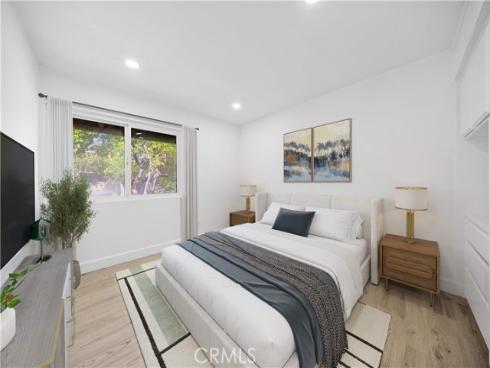 1001 W Macarthur  2 , Santa Ana, CA