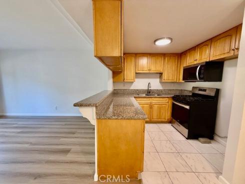 3050 S Bristol 2C , Santa Ana, CA