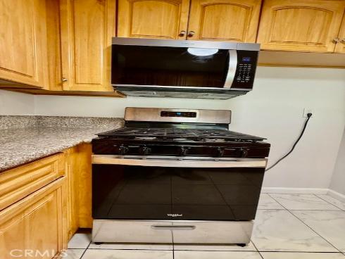 3050 S Bristol 2C , Santa Ana, CA