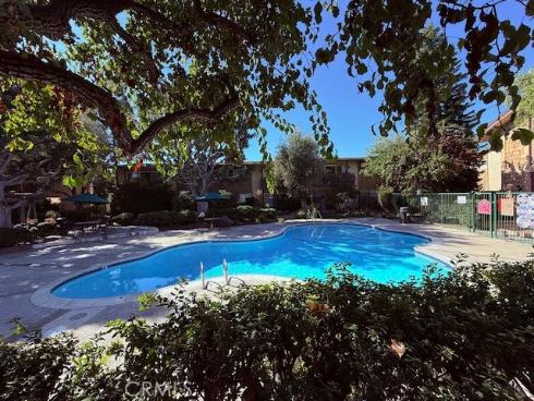 3050 S Bristol 2C , Santa Ana, CA