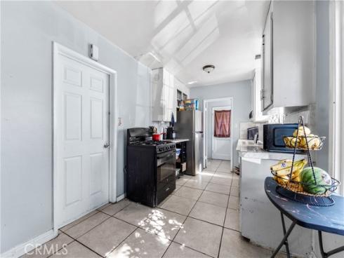 2137  Tamy   Lane, Santa Ana, CA