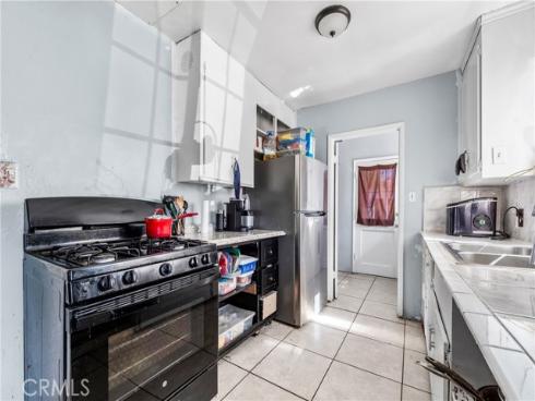 2137  Tamy   Lane, Santa Ana, CA