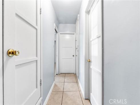 2137  Tamy   Lane, Santa Ana, CA