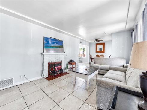 2137  Tamy   Lane, Santa Ana, CA