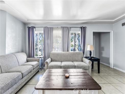 2137  Tamy   Lane, Santa Ana, CA