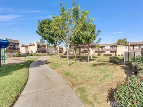 801 S Lyon  42 , Santa Ana, CA