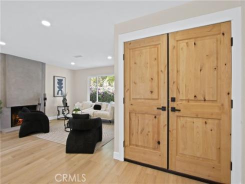 2717  Dayna  , Santa Ana, CA