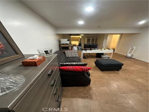 635 N Bristol  , Santa Ana, CA