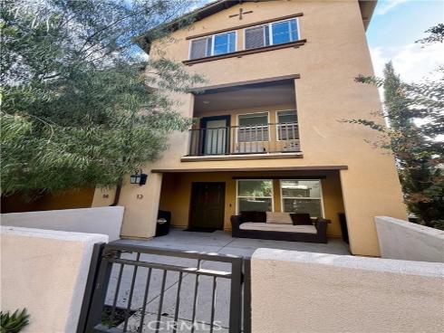 1570 W. 1st Street 13