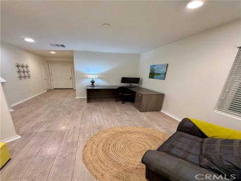 1570 W 1st Street  13 , Santa Ana, CA